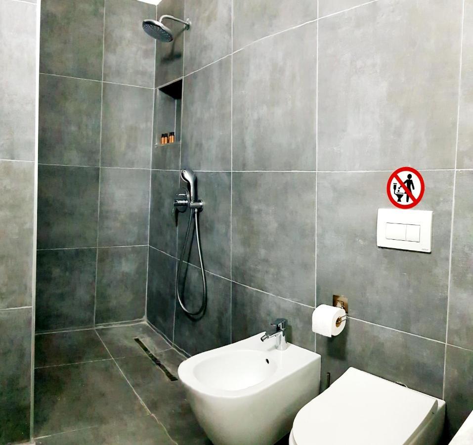 Bindi Apartment Himare Buitenkant foto