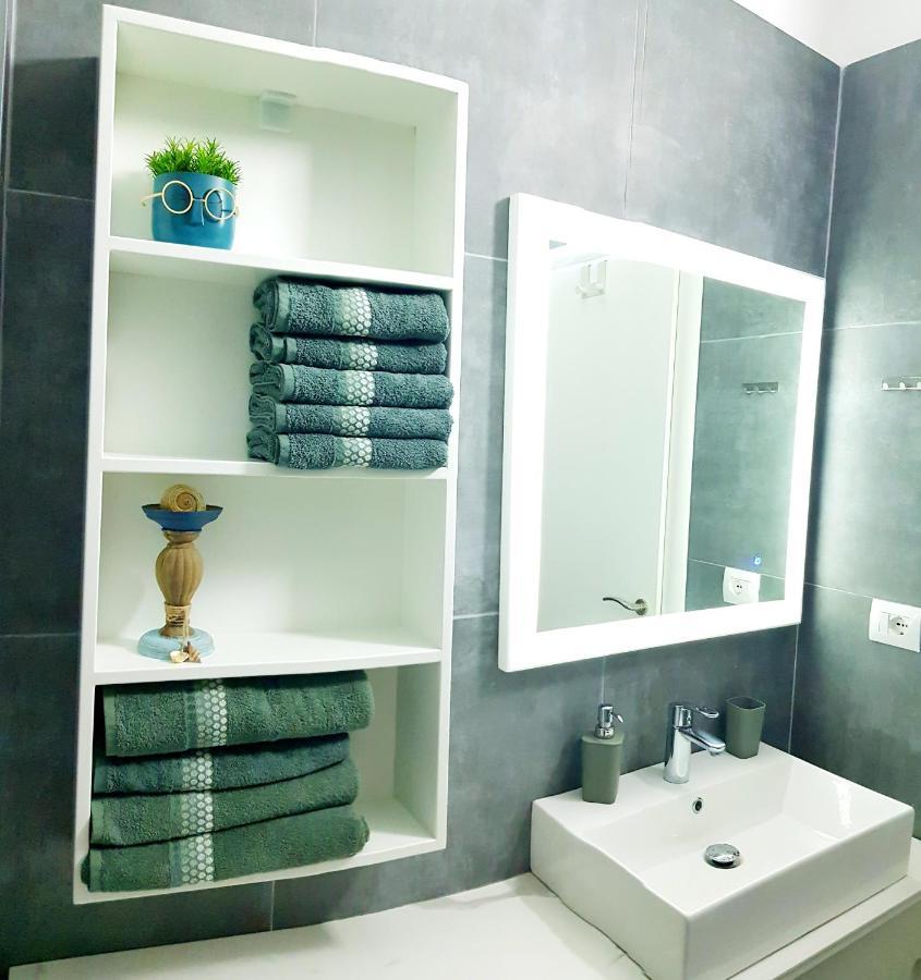 Bindi Apartment Himare Buitenkant foto