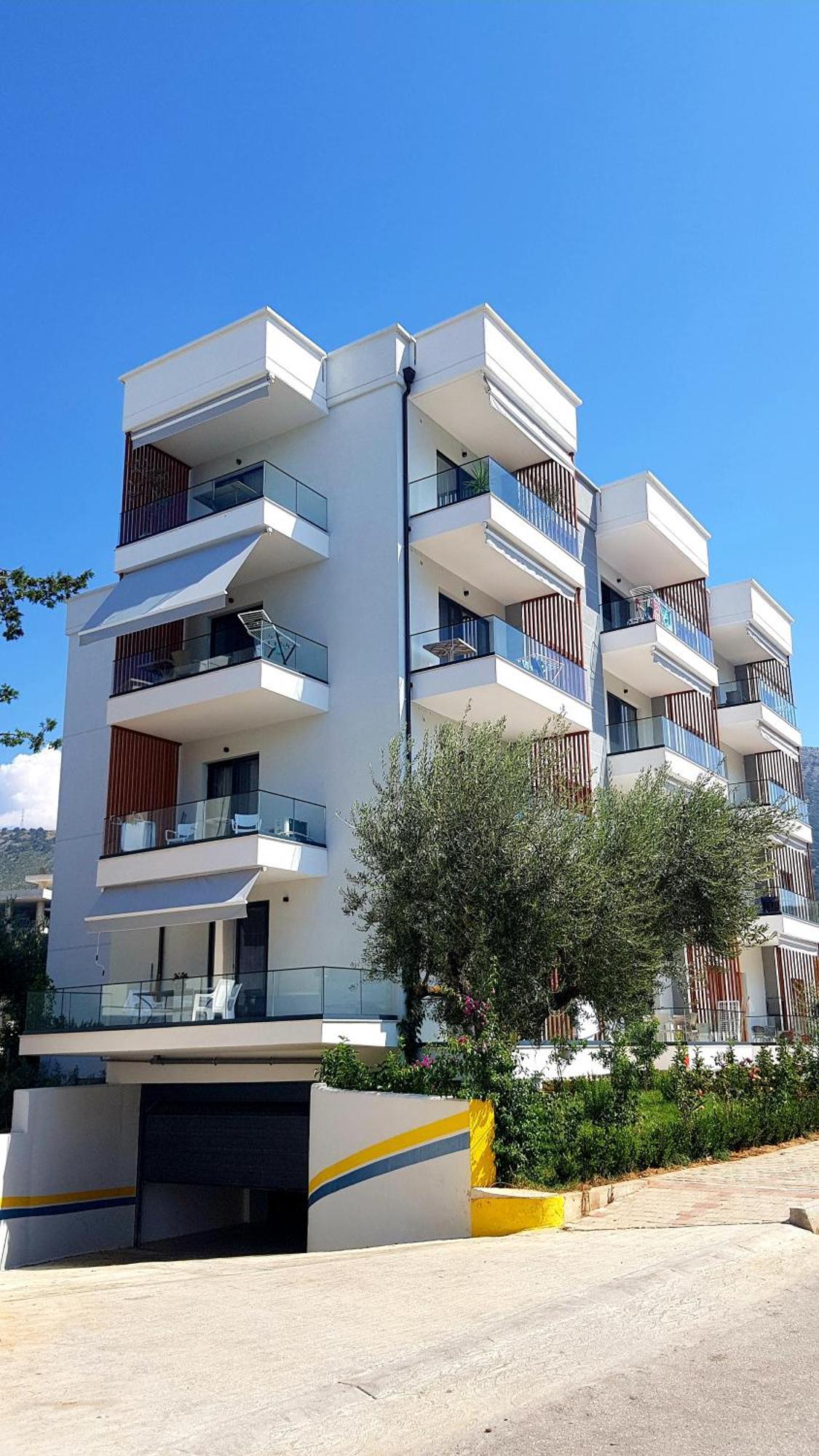 Bindi Apartment Himare Buitenkant foto