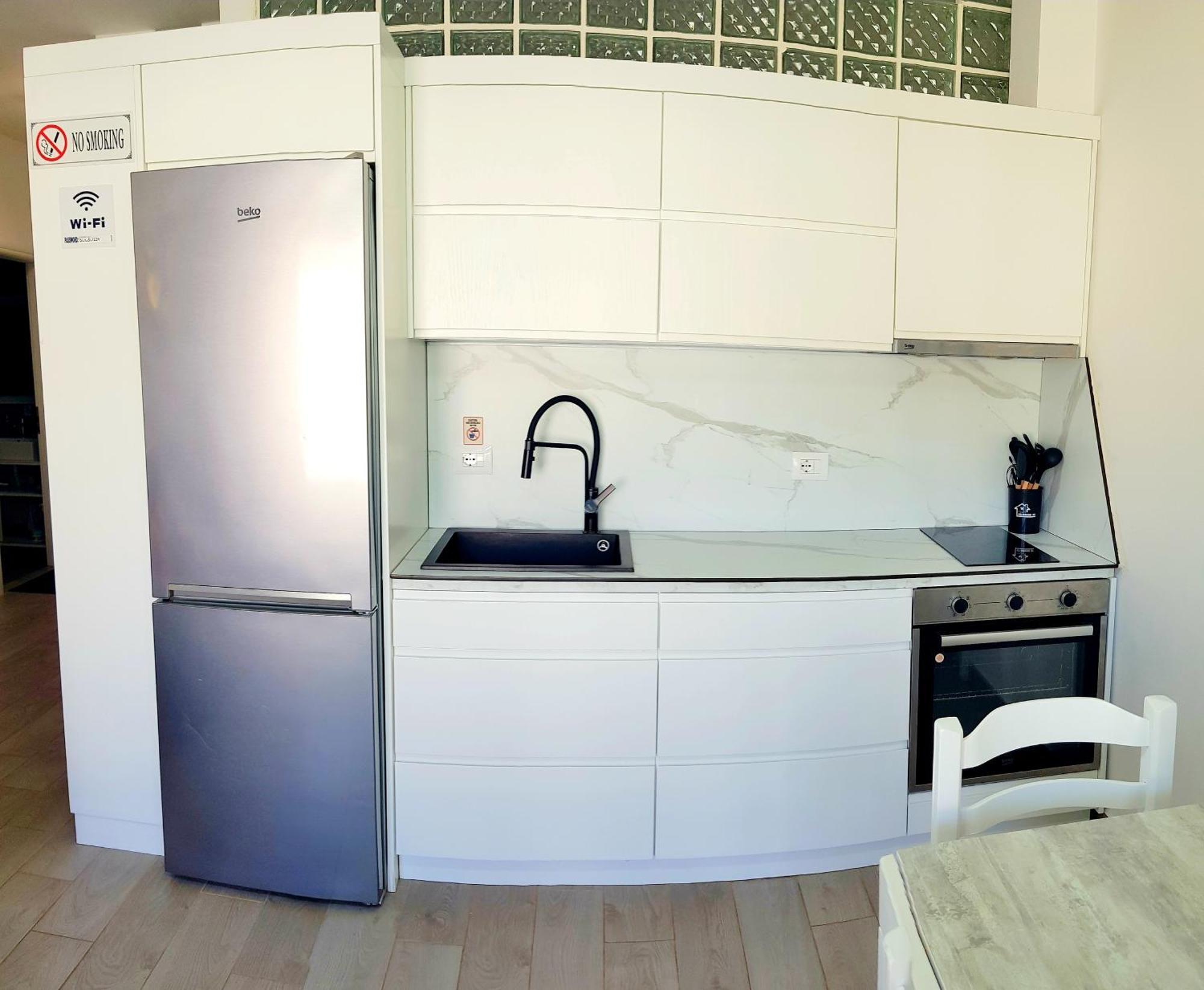 Bindi Apartment Himare Buitenkant foto
